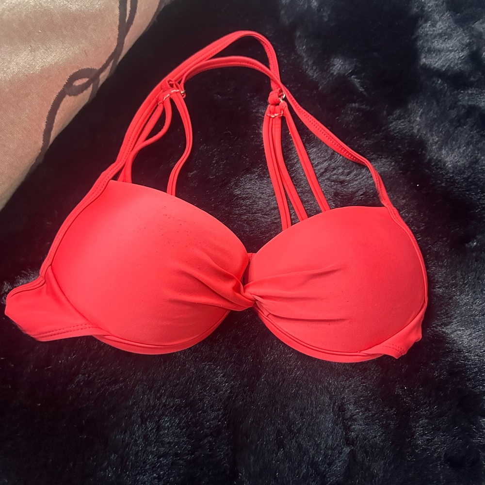 🌸🌸Endless Rose Red Bikini Top